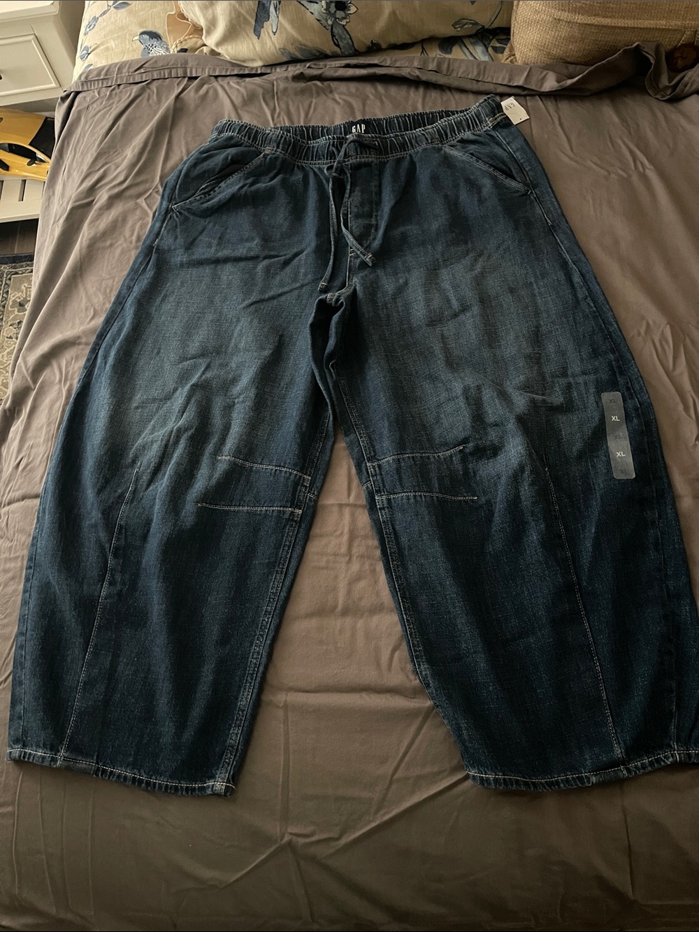 Mid Rise UltraSoft Easy Horseshoe Jeans